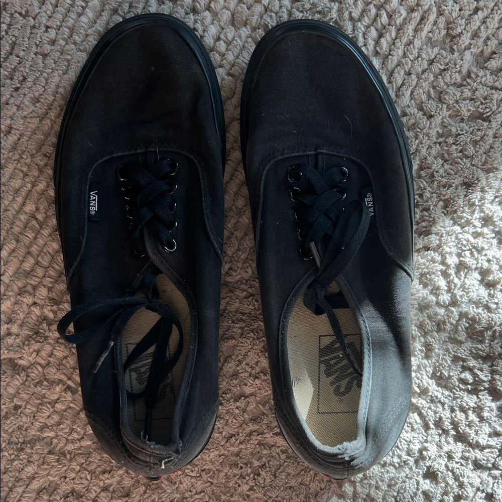 Vans Men's Classic Black Sneakers